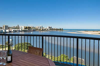 Windward Passage, Golden Beach - Schoolies Week Accommodation 12