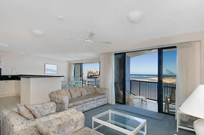 Windward Passage, Golden Beach - Schoolies Week Accommodation 13