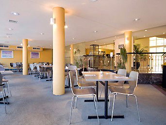 Ibis Styles Canberra Narrabundah - Schoolies Week Accommodation 3