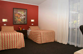 Whale Motor Inn - Schoolies Week Accommodation 5