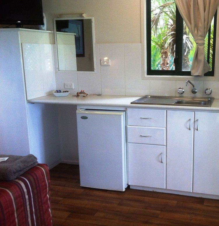  Schoolies Week Accommodation