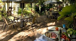Tropic Towers Apartments - Schoolies Week Accommodation 3