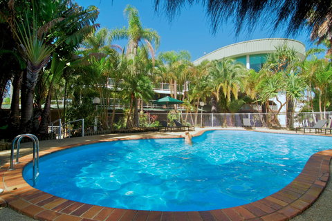 Lord Byron Resort - Schoolies Week Accommodation 3