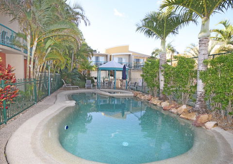Coolum Beach Getaway Resort - Schoolies Week Accommodation 1