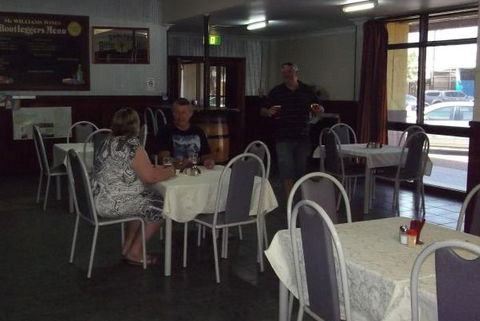Goldfields Hotel Motel - Schoolies Week Accommodation 0