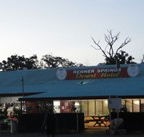 Renner Springs Desert Inn - Schoolies Week Accommodation