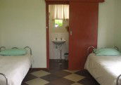 Renner Springs Desert Inn - Schoolies Week Accommodation 4