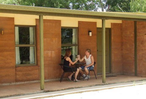 Territory Manor - Schoolies Week Accommodation 2