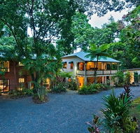 Red Mill House - Schoolies Week Accommodation