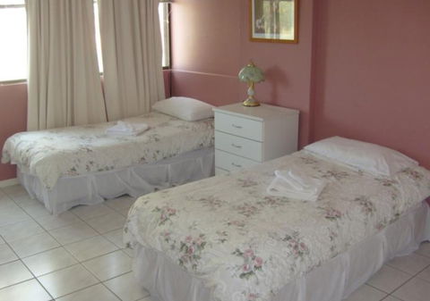Queensleigh Holiday Apartments - Schoolies Week Accommodation 3