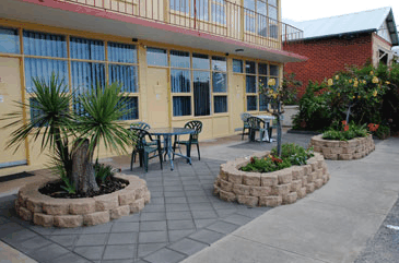 Blue Seas Motel - Schoolies Week Accommodation