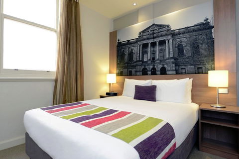 Mercure Grosvenor Hotel Adelaide - Schoolies Week Accommodation 2