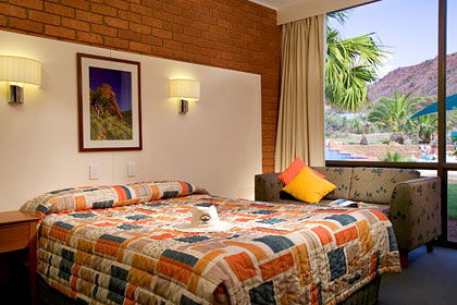 Alice In The Territory - Schoolies Week Accommodation 3