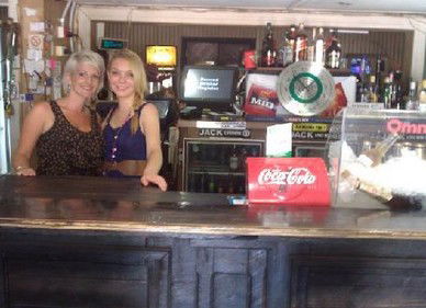 Mataranka Hotel Motel - Schoolies Week Accommodation 1