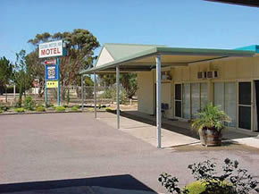 Ceduna Motor Inn - Schoolies Week Accommodation 0