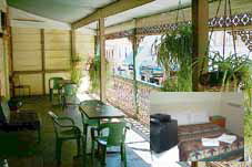 City Central Motel - Schoolies Week Accommodation 0