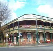 Royal Hotel Daylesford - Schoolies Week Accommodation