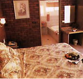 Colonial Motor Lodge - Schoolies Week Accommodation