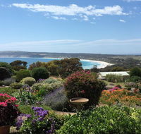 Emu Bay Holiday Homes - Schoolies Week Accommodation