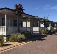 Sundowner Cabin and Tourist Park - Schoolies Week Accommodation