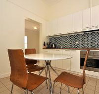 Playford Lodge - Schoolies Week Accommodation
