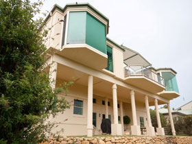 Number 13 On The Beach - Schoolies Week Accommodation 0