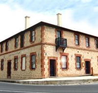 The Australasian Circa 1858 - Schoolies Week Accommodation