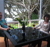 Lakes Edge Robe - Schoolies Week Accommodation