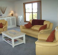 Surf's Up - Schoolies Week Accommodation