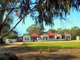 Cummins SA Schoolies Week Accommodation