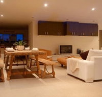 Water Lily - Schoolies Week Accommodation