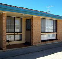 Stansbury Villas - Schoolies Week Accommodation
