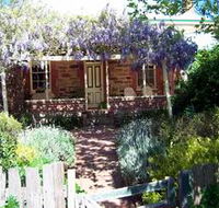 Sea  Vines Cottage - Schoolies Week Accommodation