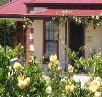 Wine And Roses Bed And Breakfast - Schoolies Week Accommodation