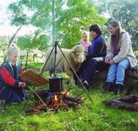 Sleepy Hollow Farm Cottage - Schoolies Week Accommodation