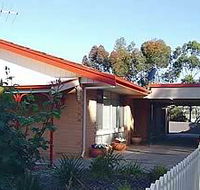 Summerhouse BnB - Schoolies Week Accommodation