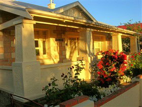 Pinecroft Port Elliot - Schoolies Week Accommodation 0