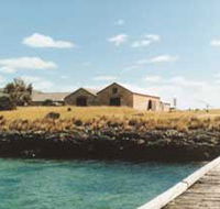 Mt Dutton Bay Woolshed Hostel - Schoolies Week Accommodation