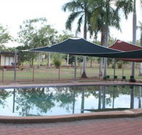 Bark Hut Inn - Schoolies Week Accommodation