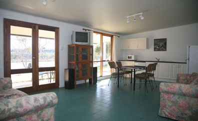 Toolunka Estate Cottage - Schoolies Week Accommodation 2