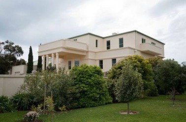 Number 13 On The Beach - Schoolies Week Accommodation 2