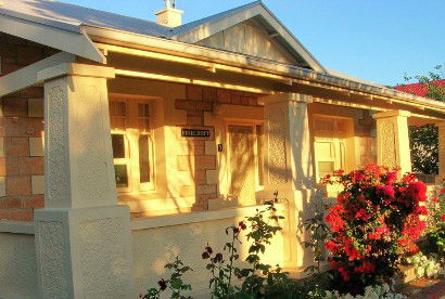 Pinecroft Port Elliot - Schoolies Week Accommodation 1