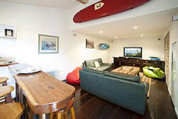 HMAS Hawk - Schoolies Week Accommodation 2