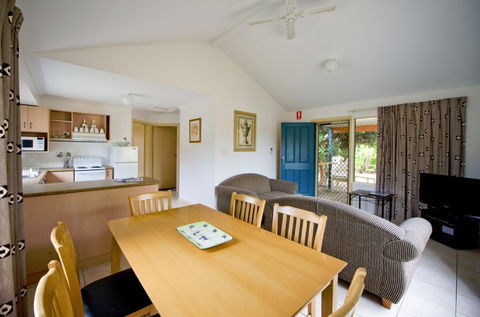 Port Elliot Holiday Park - Schoolies Week Accommodation 9