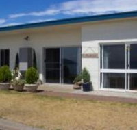 Talinga on the Bay - Schoolies Week Accommodation