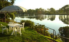 Riverfront Retreat - Schoolies Week Accommodation 5
