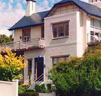 Highbury Apartments - Schoolies Week Accommodation