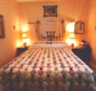 Hamilton's Cottage Collection and Country Gardens - Emmas Cottage - Schoolies Week Accommodation
