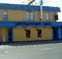 Kings Meadows Hotel - Schoolies Week Accommodation