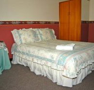 James Hotel - Schoolies Week Accommodation